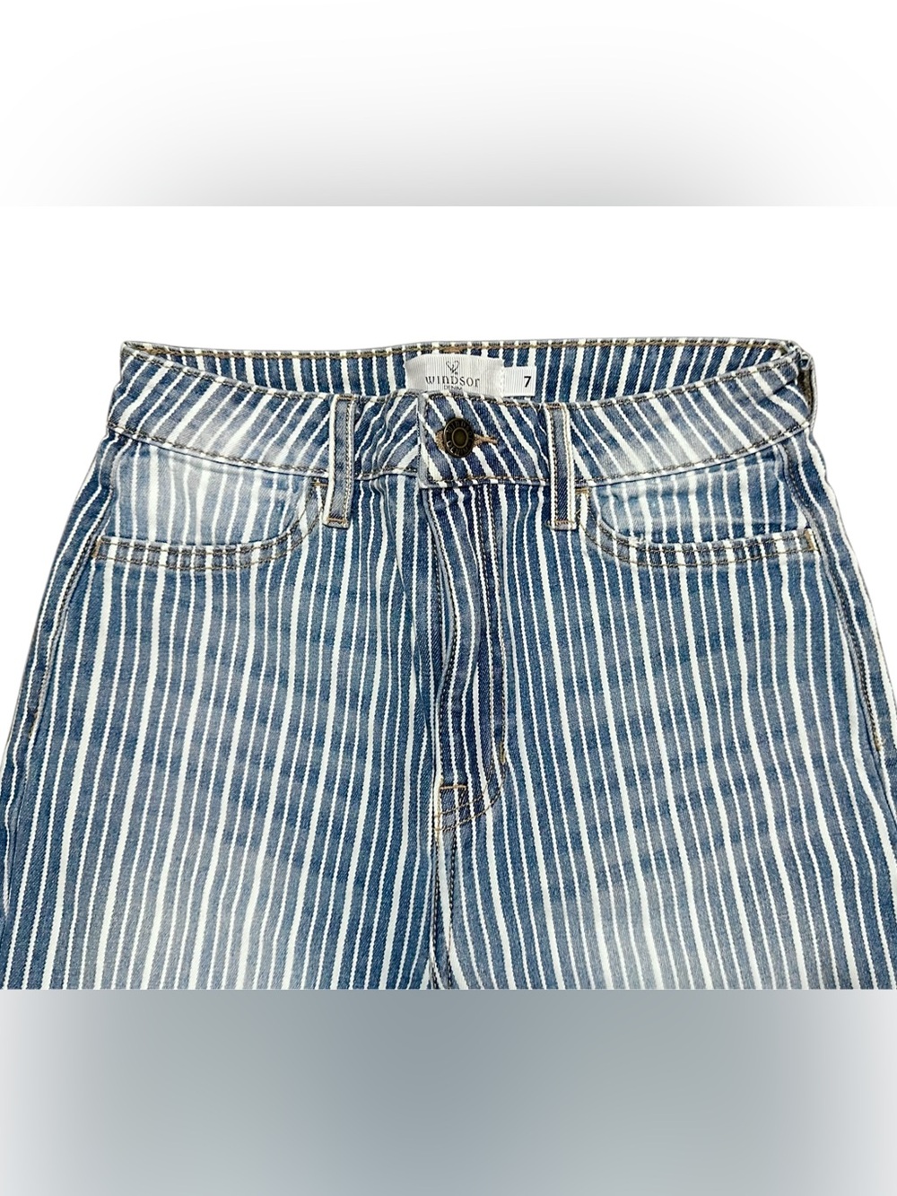 Windsor Denim Striped High Rise Flare Jeans Size 7 Blue White Railroad Stripe - Picture 3 of 8